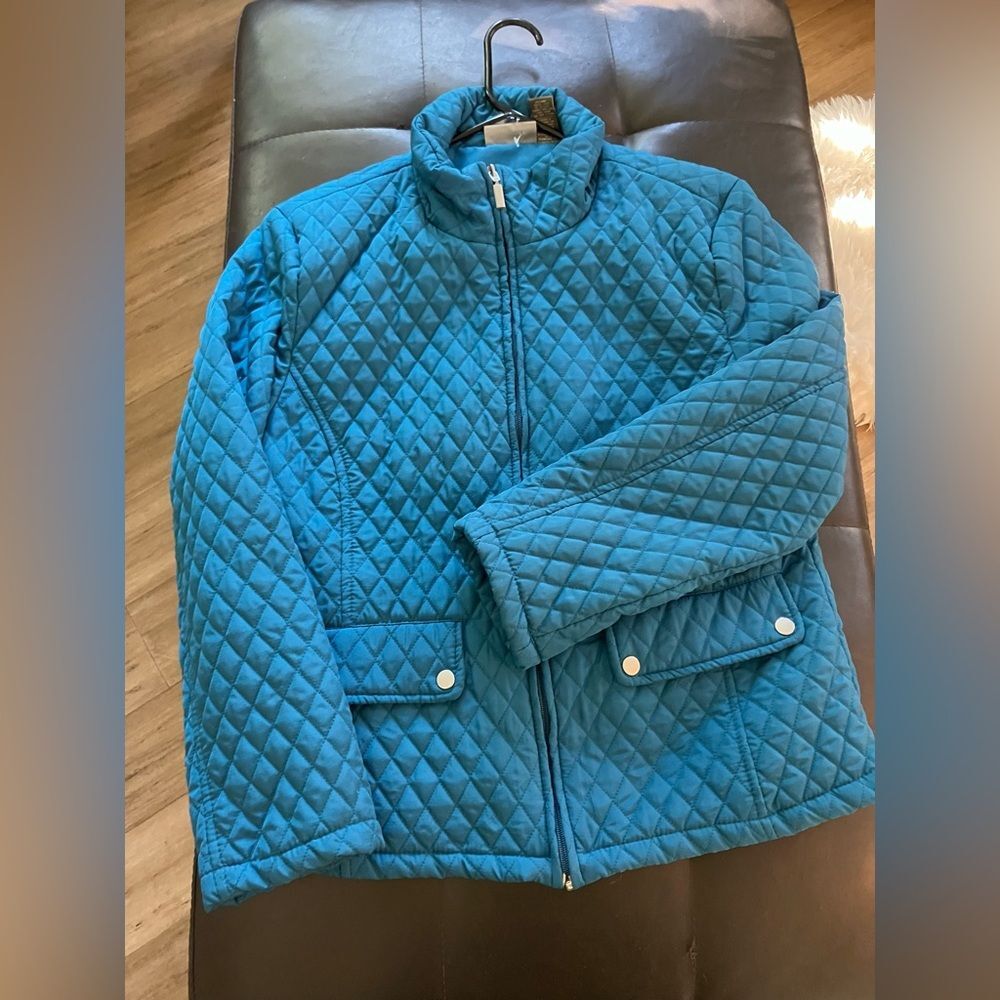 Jane Ashley blue quilted women’s lined jacket. M unworn. Sleeve 23”, length 24”